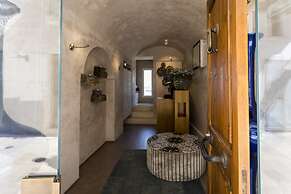 Al Console Luxury Suite