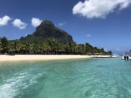 Villa with Heated Pool