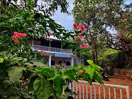 Rootsvilla Hostel Goa