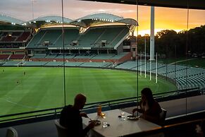 Oval Hotel at Adelaide Oval