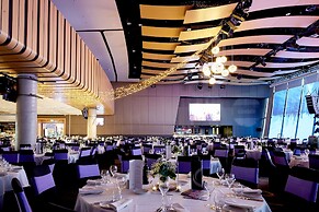 Oval Hotel at Adelaide Oval