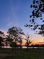 Breezy Lake Eco Friendly Cabanas Yala