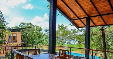 Breezy Lake Eco Friendly Cabanas Yala
