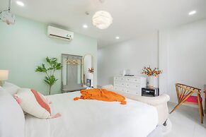 AMILA NGUYEN HUE HOTEL by SAZI