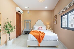 AMILA NGUYEN HUE HOTEL by SAZI