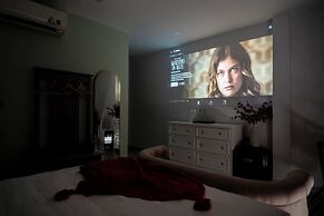 AMILA NGUYEN HUE HOTEL by SAZI