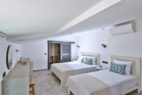 Carruba Boutique Hotel