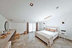 Carruba Boutique Hotel