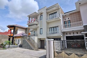 OYO 838 Sanjaya Homestay Syariah