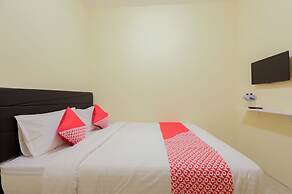 OYO 779 Mn One Residence Syariah Near ITC Cempaka Mas Near Kalbe Farma