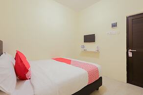 OYO 779 Mn One Residence Syariah Near ITC Cempaka Mas Near Kalbe Farma