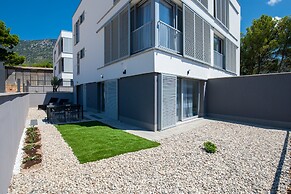 Apartments Dva Galeba