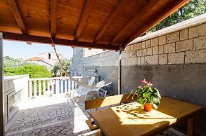 Apartments Nikolina Lumbarda