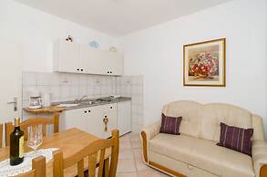 Apartments Nikolina Lumbarda