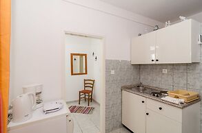 Apartments Nikolina Lumbarda