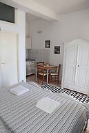 Apartments Nikolina Lumbarda