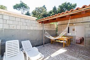 Apartments Nikolina Lumbarda