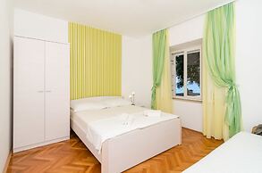 Apartments Nikolina Lumbarda