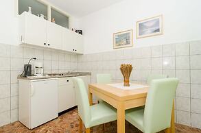 Apartments Nikolina Lumbarda