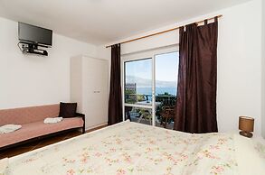 Apartments Nikolina Lumbarda