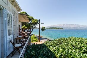 Apartments Nikolina Lumbarda