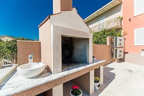 Apartments & Rooms Sunshine Home