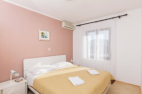 Apartment & Rooms Villa Katarina