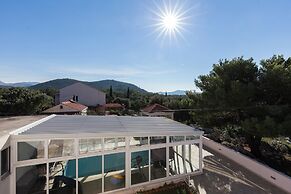 Apartment & Rooms Villa Katarina