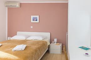 Apartment & Rooms Villa Katarina