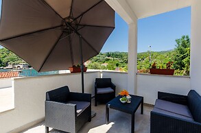 Mata Family Apartments