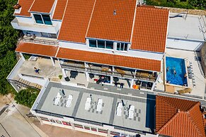 Mata Family Apartments