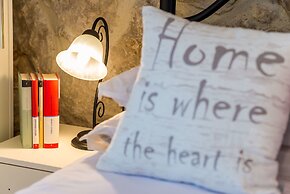 Mata Family Apartments