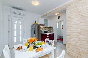 Mata Family Apartments