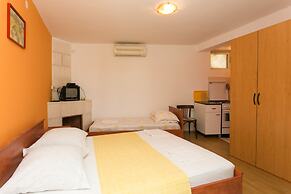 Apartments Djurkovic