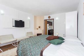 Apartments Djurkovic