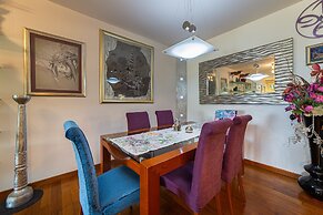 Zen Luxury Apartment