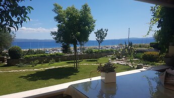 Zen Luxury Apartment