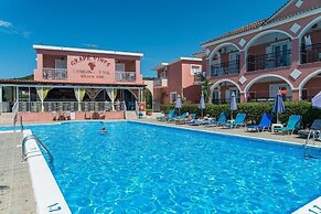 Grapevines Hotel