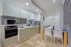 Modern 2 Bedroom Apartment in St Julians