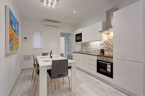 Modern Apartment in the Best Area of Sliema