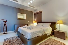 Contemporary, Luxury Apartment With Valletta and Harbour Views
