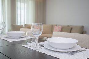 Liiiving in Porto - Balcony Dragão View