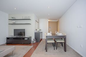 Liiiving in Porto - Balcony Dragão View