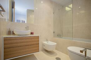 Liiiving in Porto - Balcony Dragão View