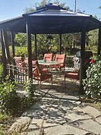 Harlem Stonegate B&B
