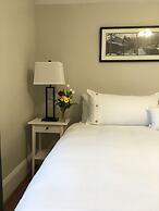 Harlem Stonegate B&B