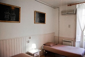 Itinere Rooms - Hostel