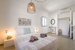 DS Traditional Villas Santorini Island