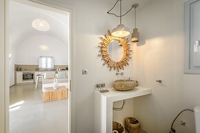 DS Traditional Villas Santorini Island