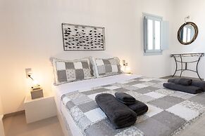 DS Traditional Villas Santorini Island